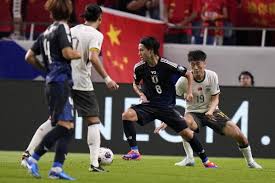 守型中場專